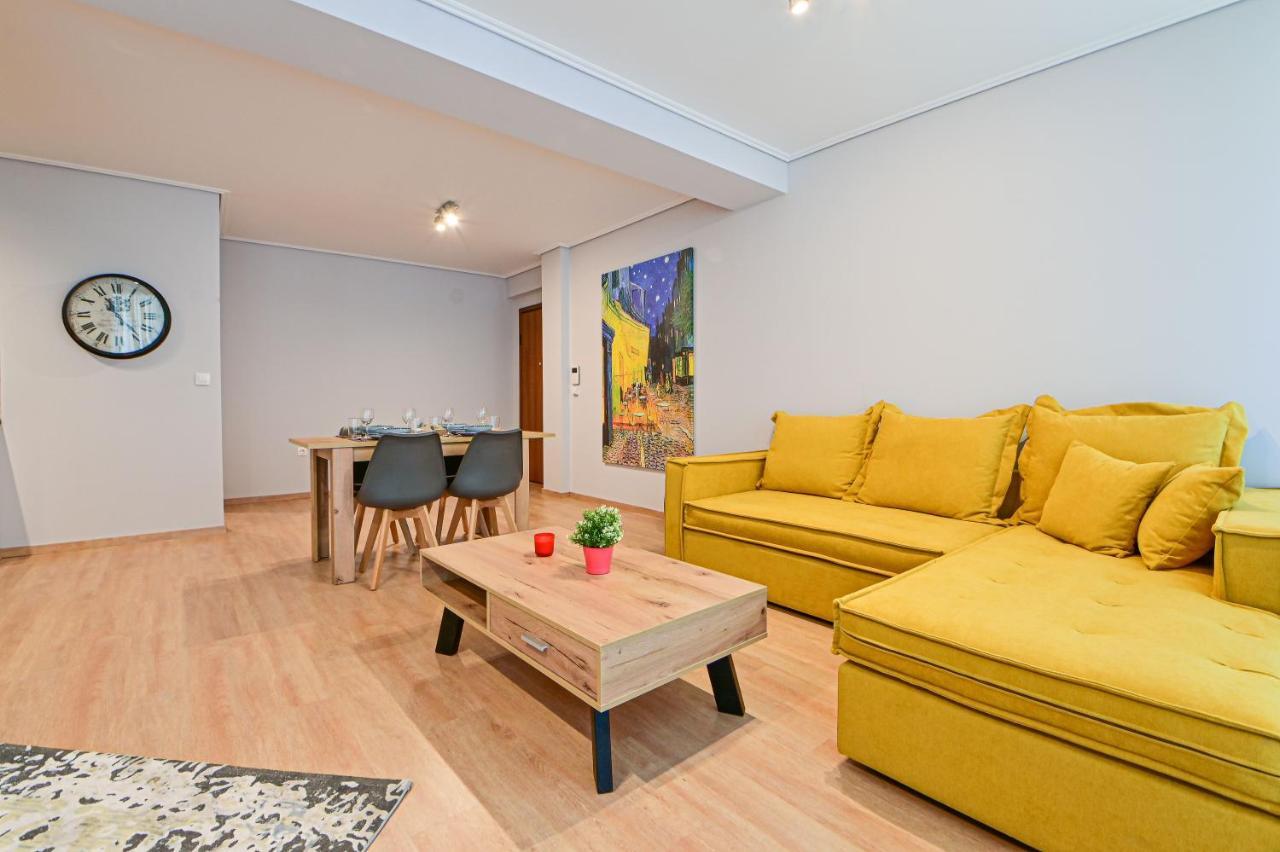 Cozy Apartment Located On The Piraeus Port Area Exterior photo